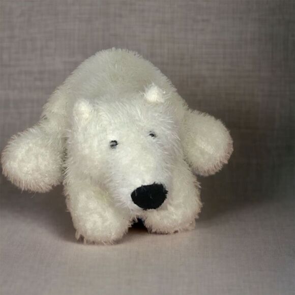 Ganz white polar bear - Picture 1 of 11